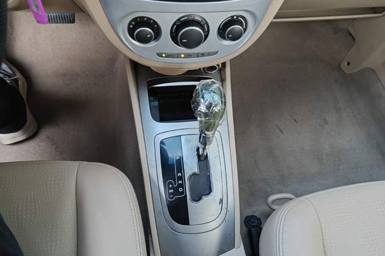 Used Buick Excelle 2013 1.5L Automatic Classic Model Gear Lever