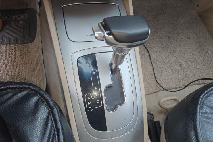 Used Buick Excelle 2013 1.5L Automatic Classic Model Gear Lever