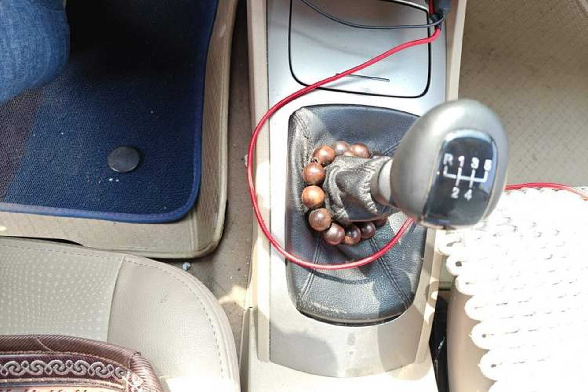 Used Buick Excelle 2013 1.5L Manual Classic Model Gear Lever