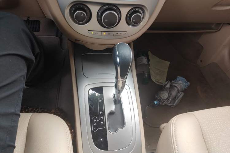 Used Buick Excelle 2013 1.5L Automatic Classic Model Gear Lever