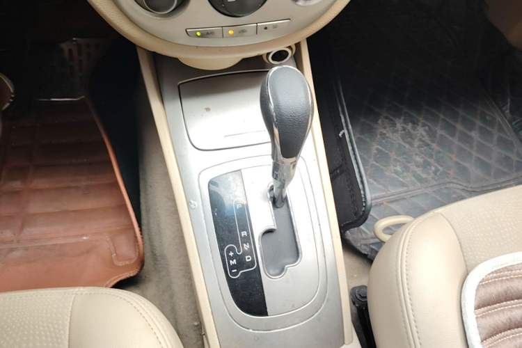 Used Buick Excelle 2013 1.5L Automatic Classic Model Gear Lever