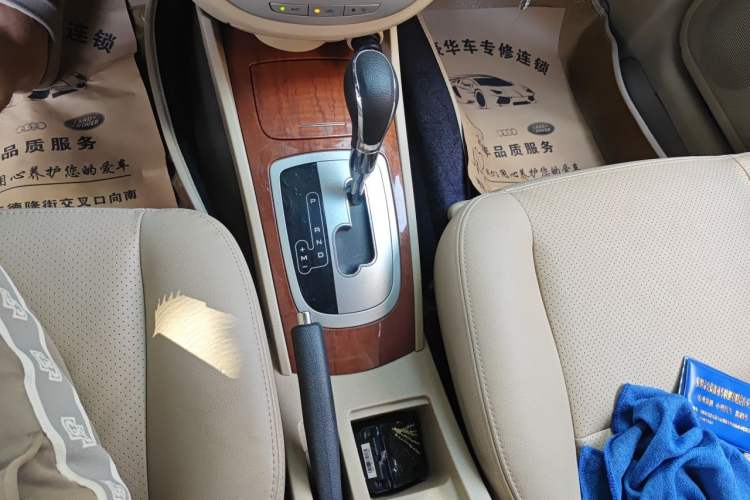 Used Buick Excelle 2013 1.5L Automatic Luxury Model Gear Lever