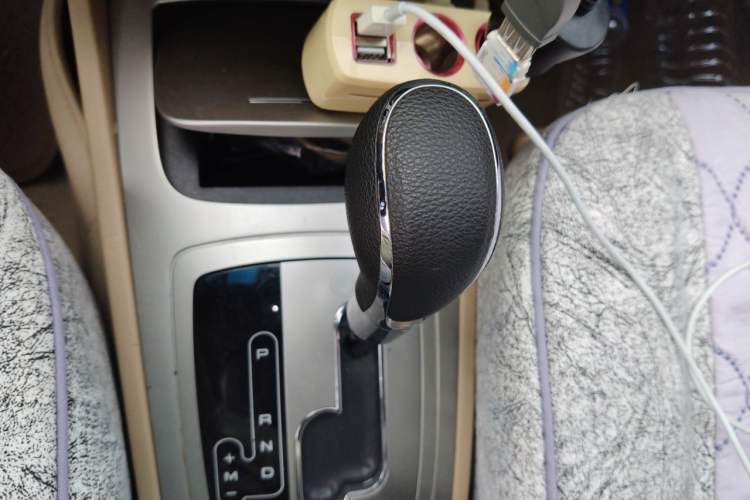 Used Buick Excelle 2013 1.5L Automatic Classic Model Gear Lever