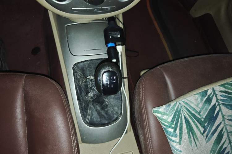 Used Buick Excelle 2013 1.5L Manual Classic Model Gear Lever