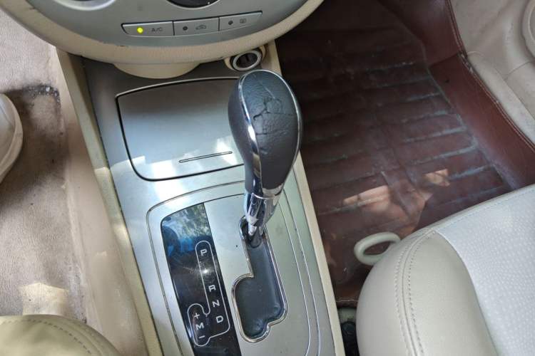 Used Buick Excelle 2013 1.5L Automatic Classic Model Gear Lever