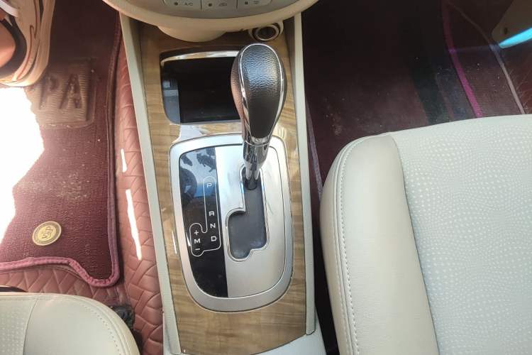 Used Buick Excelle 2013 1.5L Automatic Classic Model Gear Lever