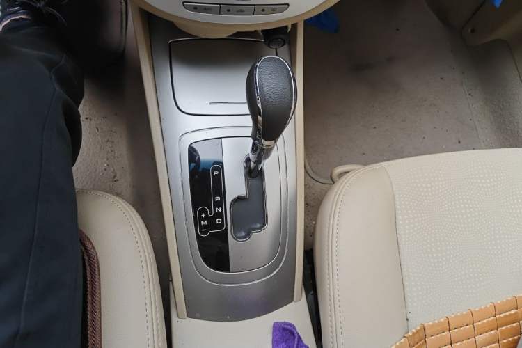 Used Buick Excelle 2013 1.5L Automatic Classic Model Gear Lever