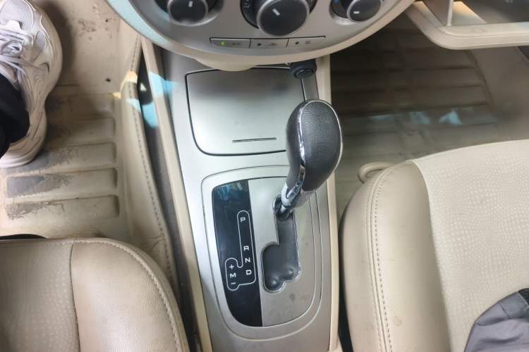 Used Buick Excelle 2013 1.5L Automatic Classic Model Gear Lever