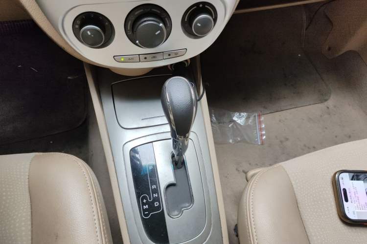 Used Buick Excelle 2013 1.5L Automatic Classic Model Gear Lever