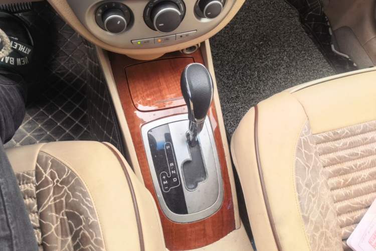 Used Buick Excelle 2013 1.5L Automatic Classic Model Gear Lever