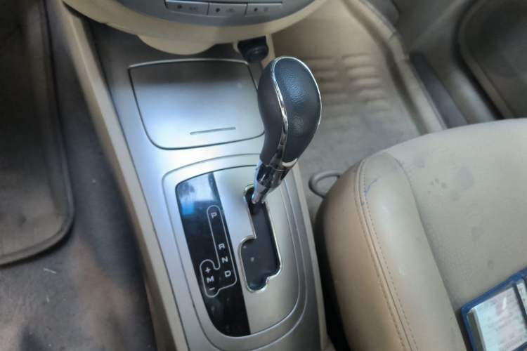 Used Buick Excelle 2013 1.5L Automatic Classic Model Gear Lever
