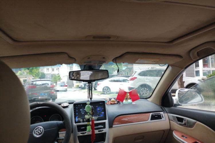 Used Buick Excelle 2013 1.5L Manual Luxury Model Headliner