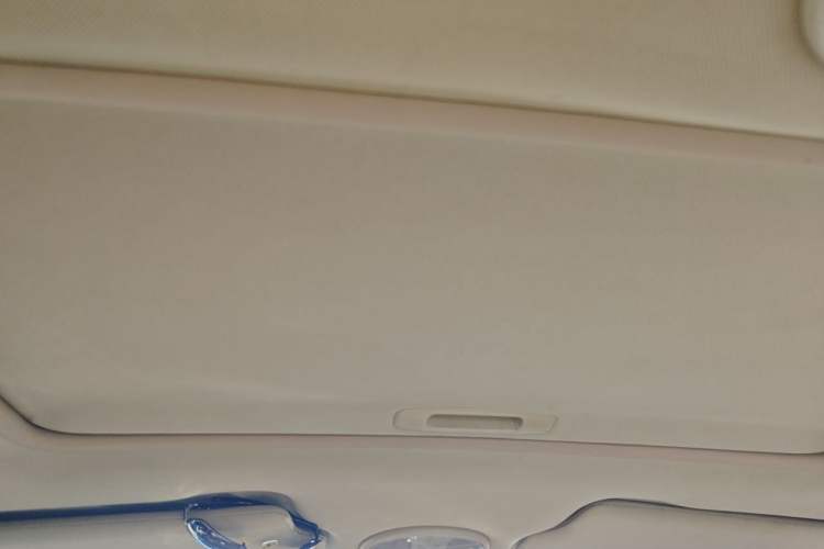 Used Buick Excelle 2013 1.5L Manual Luxury Model Headliner