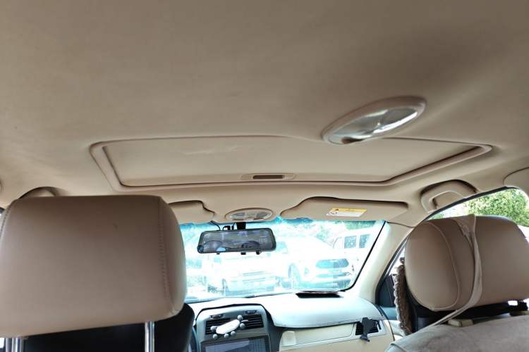 Used Buick Excelle 2013 1.5L Manual Classic Model Headliner