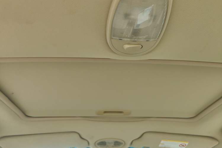 Used Buick Excelle 2013 1.5L Manual Luxury Model Headliner
