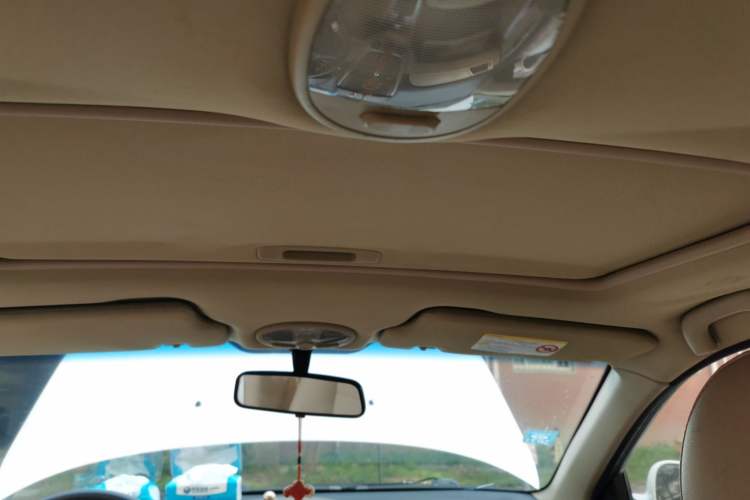 Used Buick Excelle 2013 1.5L Manual Classic Model Headliner