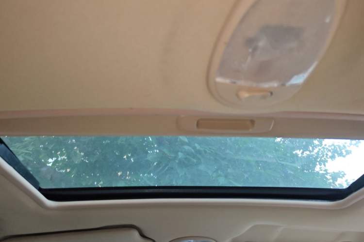 Used Buick Excelle 2013 1.5L Manual Classic Model Headliner