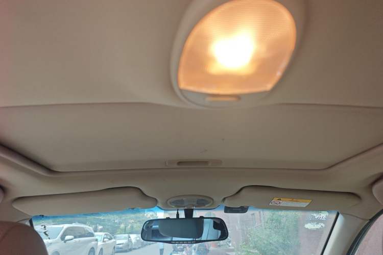 Used Buick Excelle 2013 1.5L Manual Luxury Model Headliner