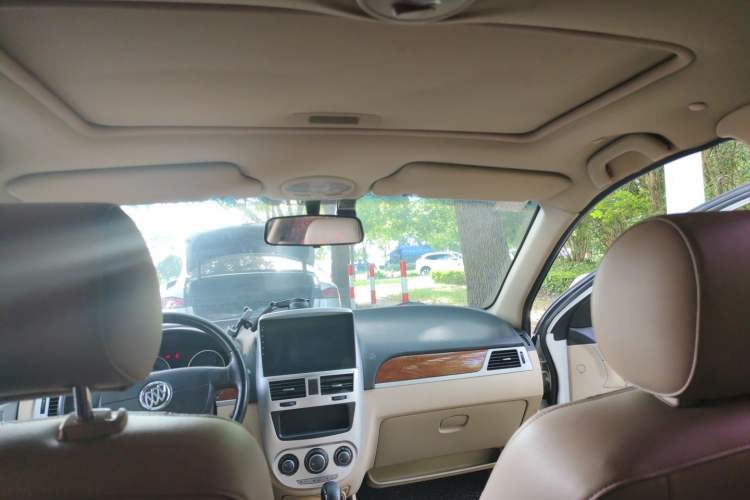 Used Buick Excelle 2013 1.5L Automatic Luxury Model Headliner