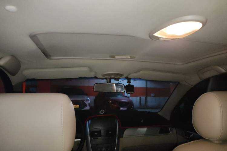 Used Buick Excelle 2013 1.5L Manual Classic Model Headliner