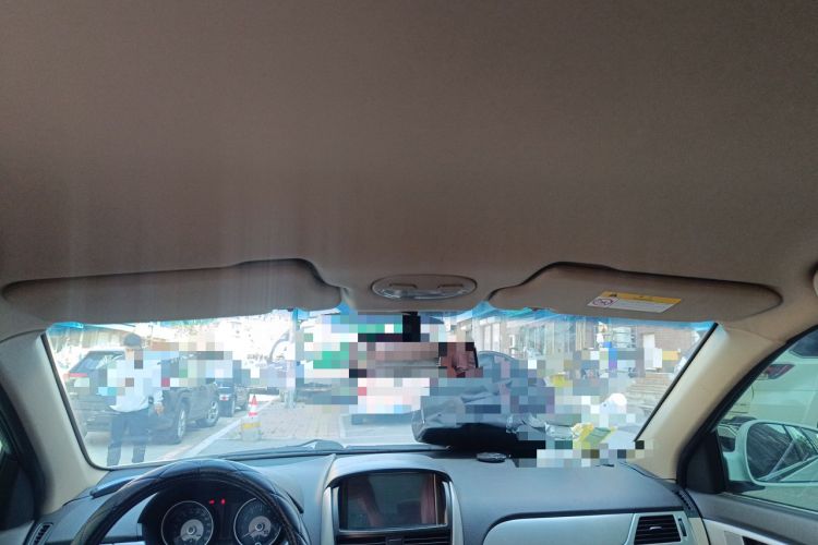 Used Buick Excelle 2013 1.5L Automatic Classic Model Headliner