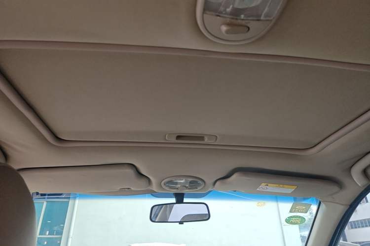 Used Buick Excelle 2013 1.5L Manual Classic Model Headliner