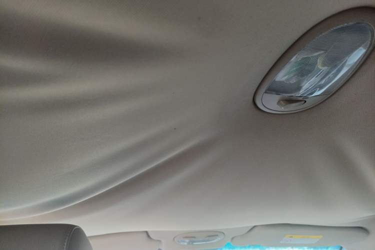 Used Buick Excelle 2013 1.5L Automatic Classic Model Headliner