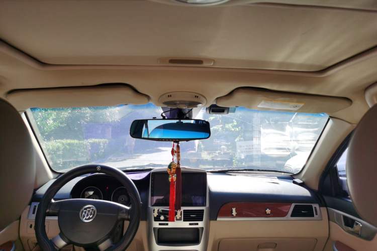 Used Buick Excelle 2013 1.5L Automatic Luxury Model Headliner