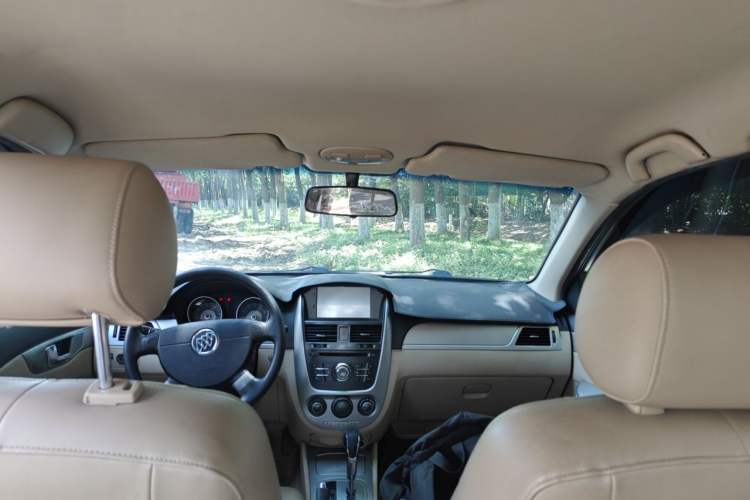 Used Buick Excelle 2013 1.5L Automatic Classic Model Headliner