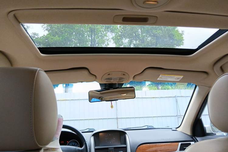 Used Buick Excelle 2013 1.5L Automatic Luxury Model Headliner