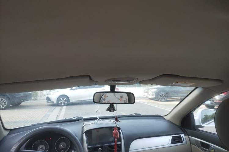 Used Buick Excelle 2013 1.5L Automatic Classic Model Headliner