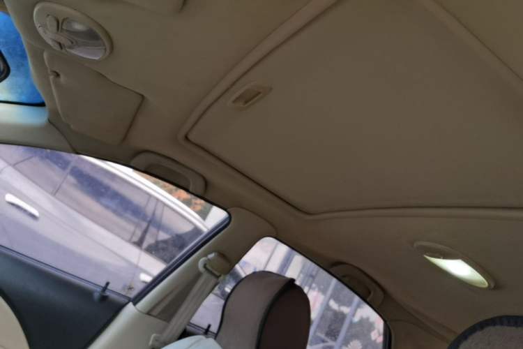 Used Buick Excelle 2013 1.5L Manual Classic Model Headliner
