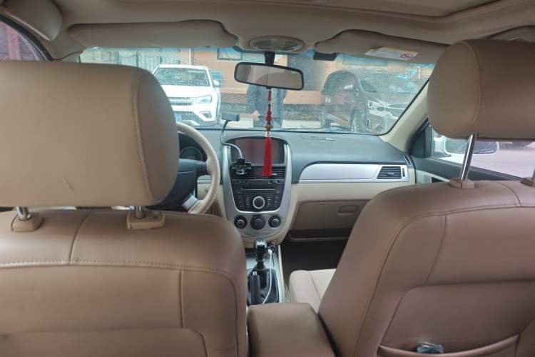 Used Buick Excelle 2013 1.5L Manual Classic Model Headliner
