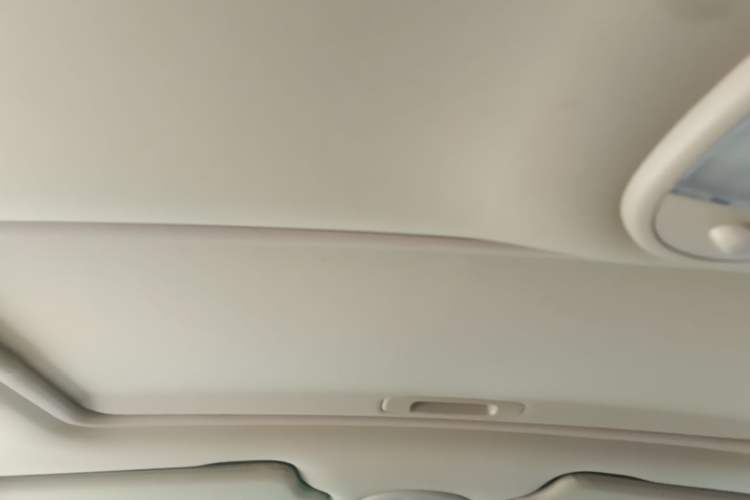 Used Buick Excelle 2013 1.5L Automatic Luxury Model Headliner