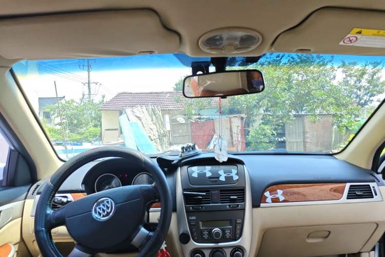 Used Buick Excelle 2013 1.5L Automatic Luxury Model Headliner