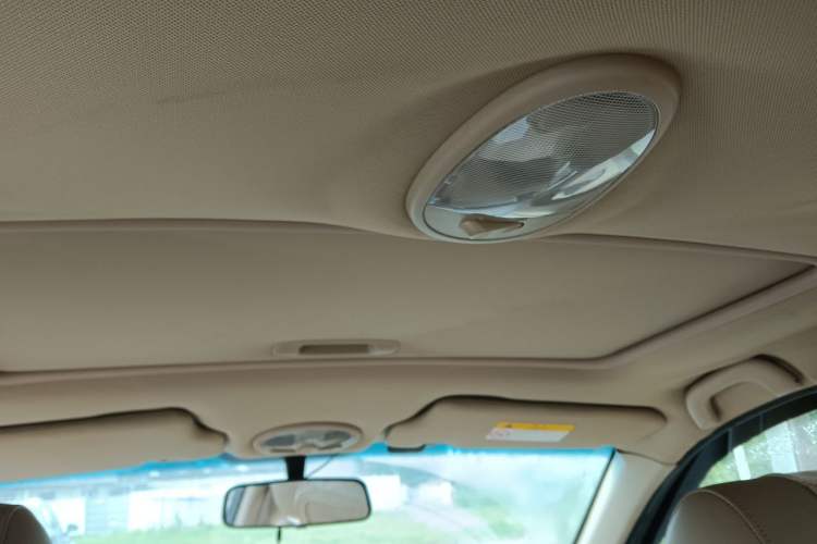 Used Buick Excelle 2013 1.5L Manual Classic Model Headliner