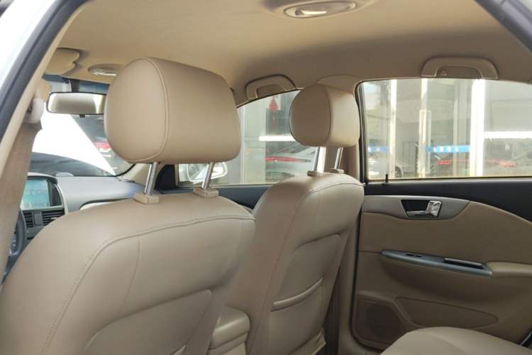 Used Buick Excelle 2013 1.5L Automatic Classic Model Headliner