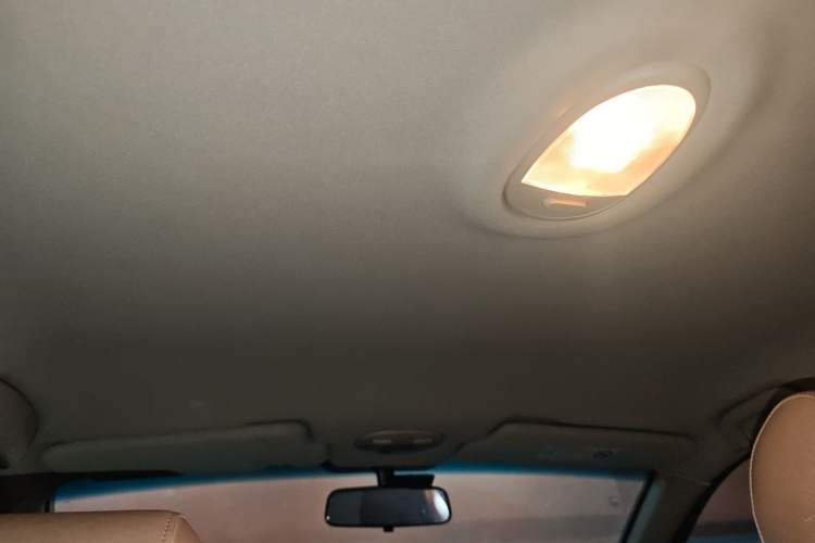 Used Buick Excelle 2013 1.5L Automatic Classic Model Headliner