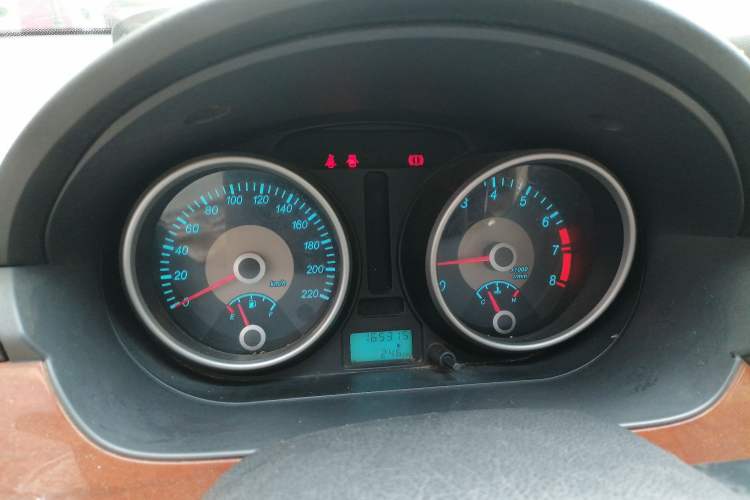 Used Buick Excelle 2013 1.5L Manual Luxury Model Instrument Cluster