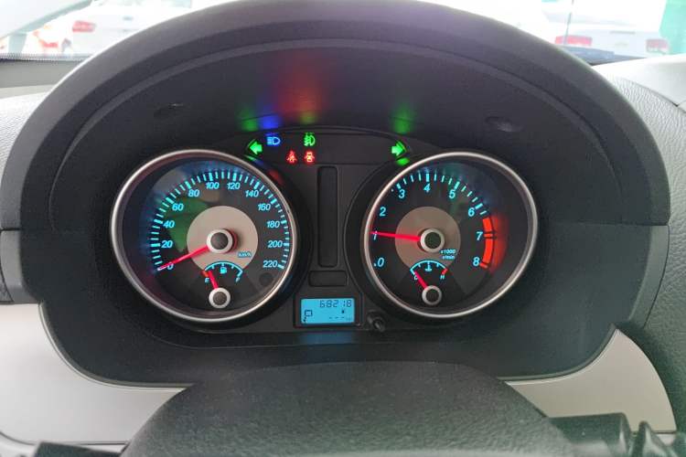 Used Buick Excelle 2013 1.5L Automatic Classic Model Instrument Cluster