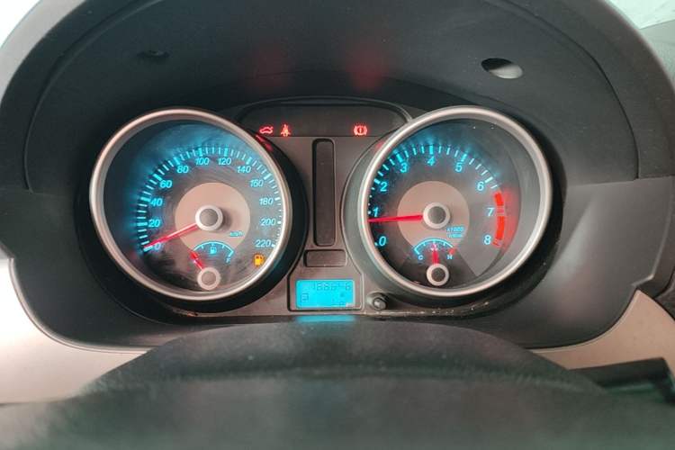 Used Buick Excelle 2013 1.5L Automatic Classic Model Instrument Cluster