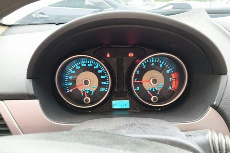 Used Buick Excelle 2013 1.5L Automatic Classic Model Instrument Cluster