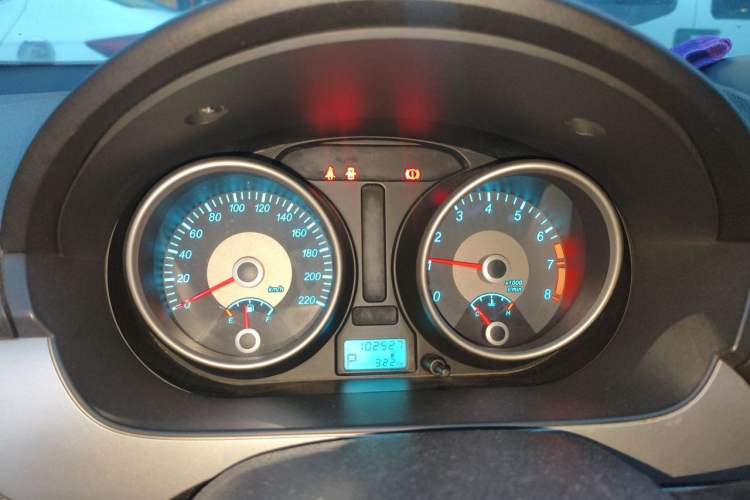 Used Buick Excelle 2013 1.5L Automatic Classic Model Instrument Cluster