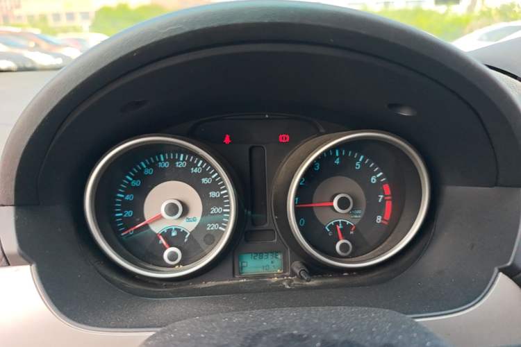 Used Buick Excelle 2013 1.5L Automatic Classic Model Instrument Cluster