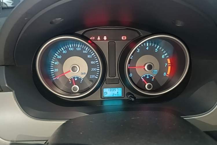 Used Buick Excelle 2013 1.5L Automatic Classic Model Instrument Cluster