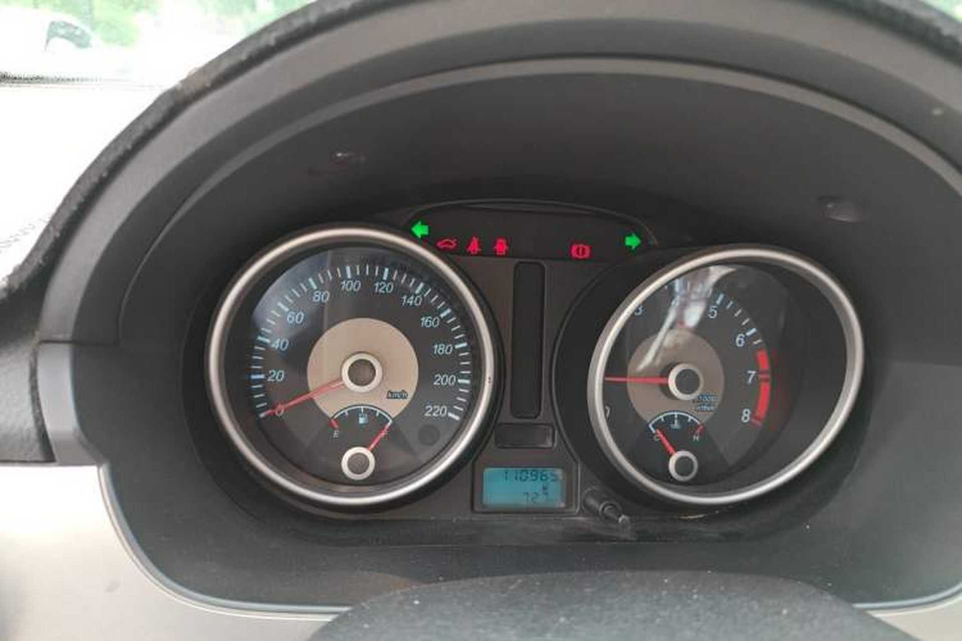 Used Buick Excelle 2013 1.5L Manual Classic Model Instrument Cluster