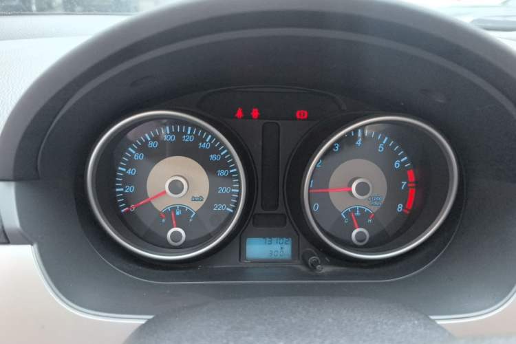 Used Buick Excelle 2013 1.5L Manual Classic Model Instrument Cluster