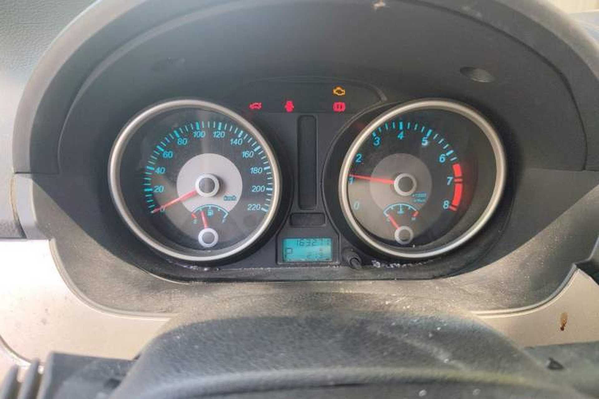 Used Buick Excelle 2013 1.5L Automatic Classic Model Instrument Cluster