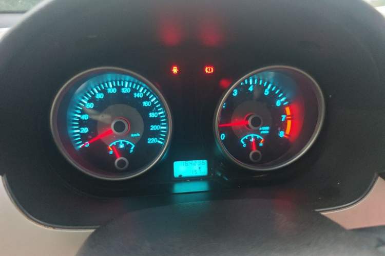 Used Buick Excelle 2013 1.5L Manual Classic Model Instrument Cluster