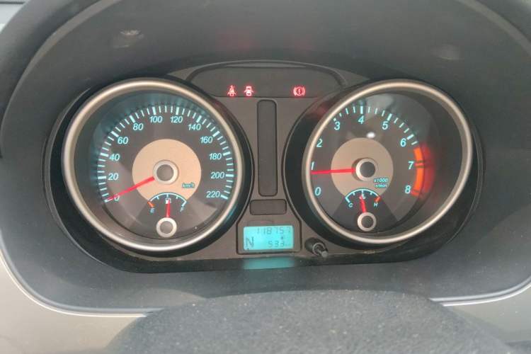 Used Buick Excelle 2013 1.5L Automatic Classic Model Instrument Cluster